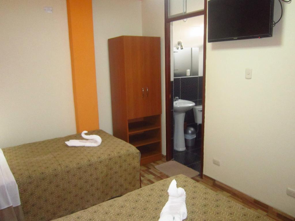 Hotel Plaza Trujillo Luaran gambar
