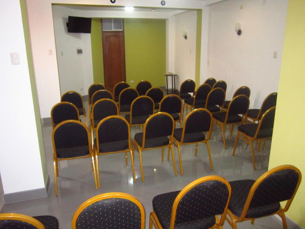 Hotel Plaza Trujillo Luaran gambar